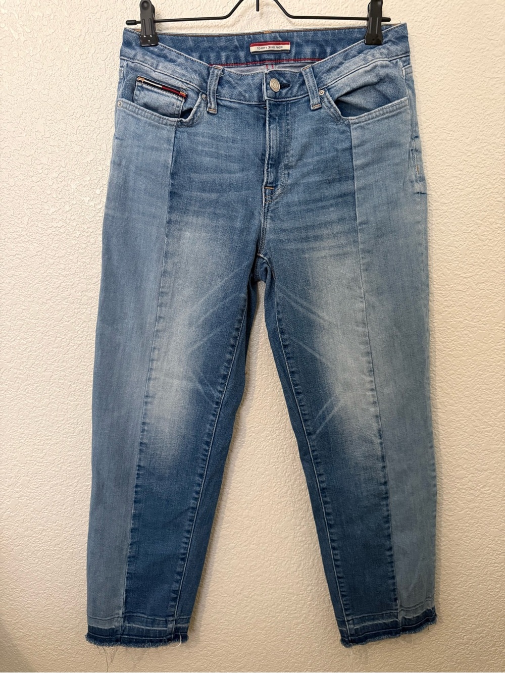 Tommy Hilfiger Two-Tone Light Blue Ankle Jeans